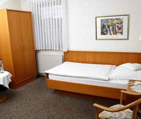 Hotel Restaurant Pempel Großalmerode Chambre photo